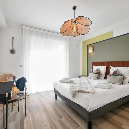 Jessicannes - Cooper - 3 - Central, Spacieux, Terrasse Apartment *