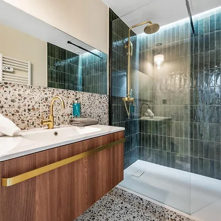 Jessicannes - Cooper - 3 - Central, Spacieux, Terrasse Apartament *